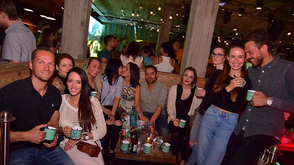 'Hoch die Hände, Wochenende' - so 'Wuid' wurde gefeiert in Straubing. 'Hoch die Hände, Wochenende' - so 'Wuid' wurde gefeiert in Straubing.