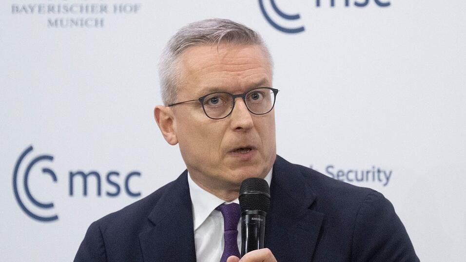 Auch der Digitalminister zeigt sich offen f&uuml;r Altersbeschr&auml;nkungen. (Archivbild)