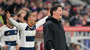 Haderte mit dem Schiedsrichter: HSV-Trainer Merlin Polzin. Haderte mit dem Schiedsrichter: HSV-Trainer Merlin Polzin.