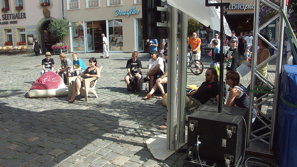 Blick hinter die Kulissen bei on3-südwild. (Foto: Meike Weinzierl) Blick hinter die Kulissen bei on3-südwild. (Foto: Meike Weinzierl)