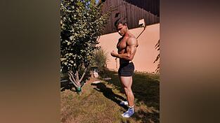Simon Islinger. Simon Islinger.