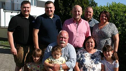 Im Hause Lengfelder gab es Grund zu feiern: Veronika und Hans Lengfelder sind seit 50 Jahren verheiratet. Im Hause Lengfelder gab es Grund zu feiern: Veronika und Hans Lengfelder sind seit 50 Jahren verheiratet.
