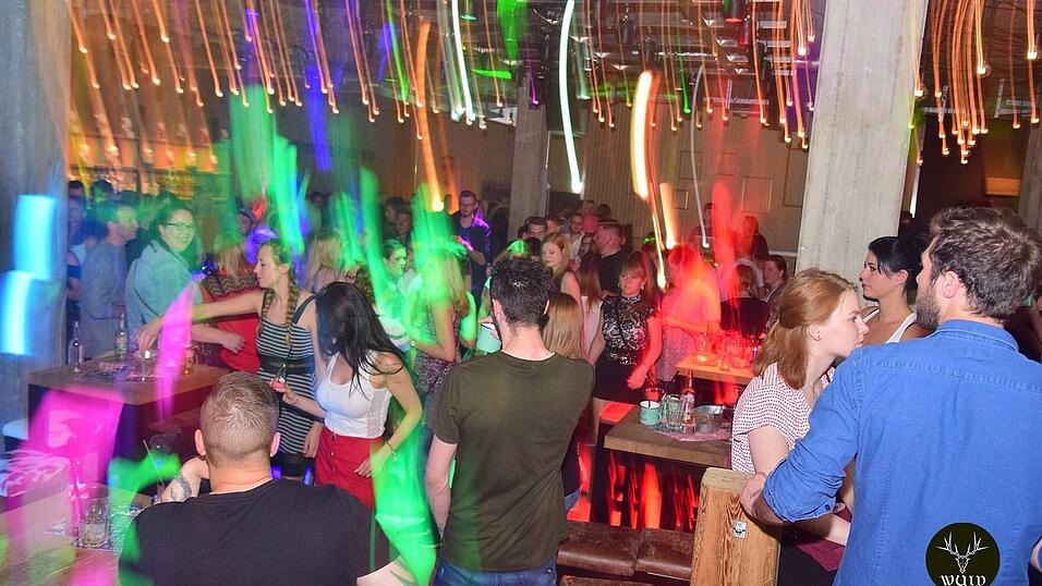 'Hoch die Hände, Wochenende' - so 'Wuid' wurde gefeiert in Straubing. 'Hoch die Hände, Wochenende' - so 'Wuid' wurde gefeiert in Straubing.