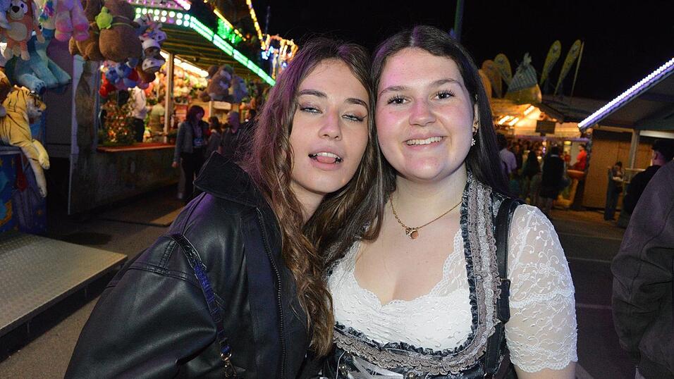 Auch am Samstag besuchten viele Landshuter die Dult.