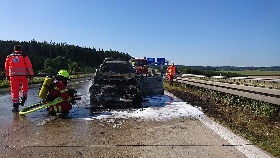 Auf der A93 zwischen Saalhaupt und Bad Abbach hat sich am Donnerstagnachmittag ein Unfall ereignet. Auf der A93 zwischen Saalhaupt und Bad Abbach hat sich am Donnerstagnachmittag ein Unfall ereignet.
