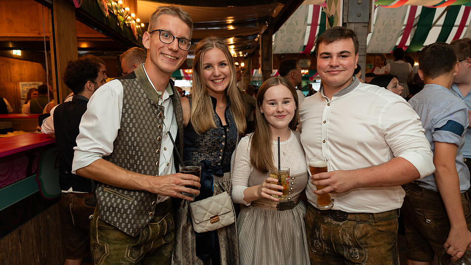 Die Partybilder vom Freitag, 18. August 2023, aus dem Festzelt Weckmann.