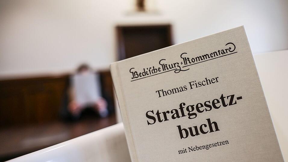 Es geht um Paragraf 184l im Strafgesetzbuch. (Archivbild) Es geht um Paragraf 184l im Strafgesetzbuch. (Archivbild)