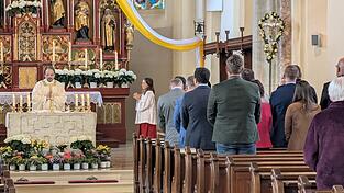 Dekan Jürgen Josef Eckl zelebrierte den Gottesdienst. Dekan Jürgen Josef Eckl zelebrierte den Gottesdienst.