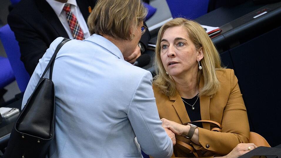 Gesundheitsministerin Warken will die Versorgung insgesamt breiter aufstellen. (Archivbild) Gesundheitsministerin Warken will die Versorgung insgesamt breiter aufstellen. (Archivbild)