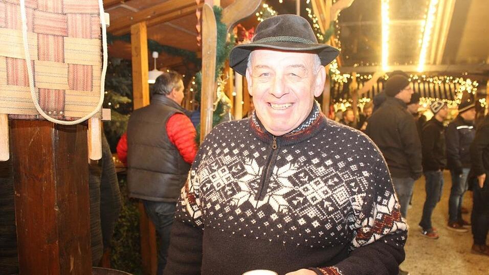 Es weihnachtet in Landshut. Am Donnerstag ist der Christkindlmarkt feierlich er&ouml;ffnet worden.