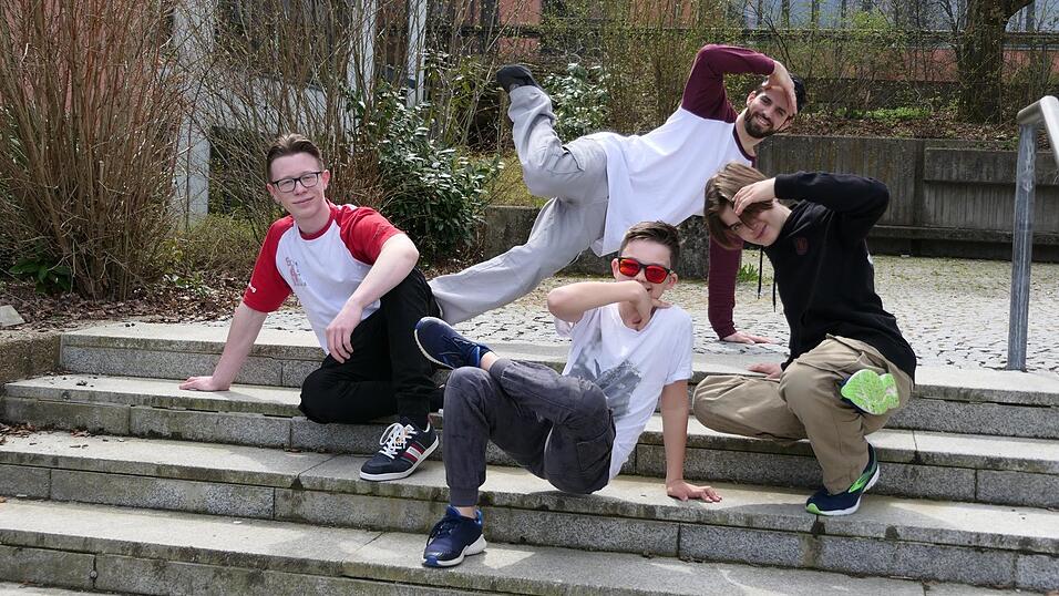 Kenny Höckelmann, Phillip Meyer, Benjamin Preis, Quirin Würf vor dem Workshop mit sichtlich guter Laune Kenny Höckelmann, Phillip Meyer, Benjamin Preis, Quirin Würf vor dem Workshop mit sichtlich guter Laune