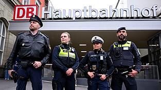 Polizei, Bundespolizei, Deutsche Bahn Sicherheit und die U-Bahnwache wollen k&uuml;nftig gemeinsam auf Streife gehen.