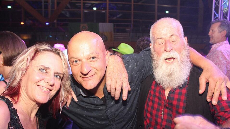 Auf der Eskara &Uuml;30-Party in Essenbach war wieder viel los.