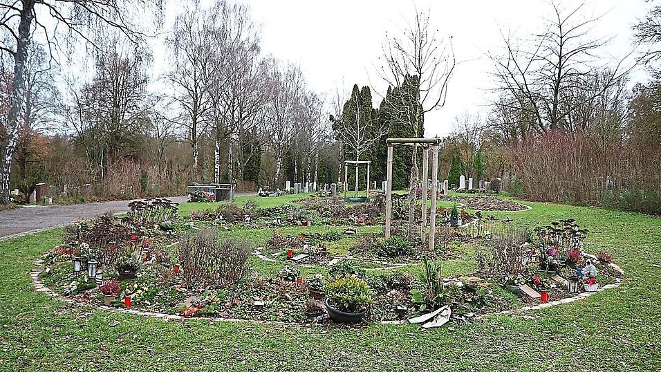 Grabst&auml;tten in der Bestattungsschnecke gibt es auf dem Bergfriedhof am Dreifaltigkeitsberg.