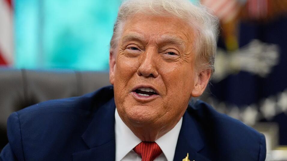US-Präsident Trump will Zölle in Höhe von 100 Prozent auf importierte Arzneimittel erheben lassen.