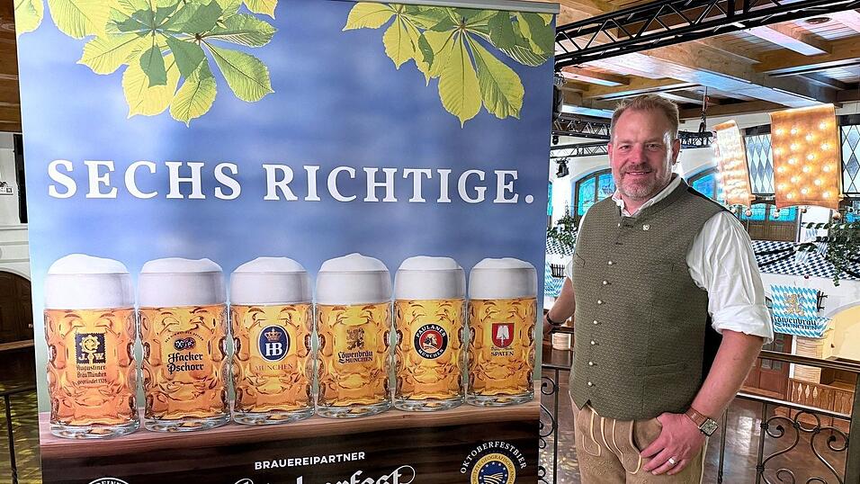 Andreas Maisberger, Geschäftsführer des Vereins Münchener Brauereien, präsentiert die sechs Wiesnbiere bei der Oktoberfestbierprobe 2026. Andreas Maisberger, Geschäftsführer des Vereins Münchener Brauereien, präsentiert die sechs Wiesnbiere bei der Oktoberfestbierprobe 2026.