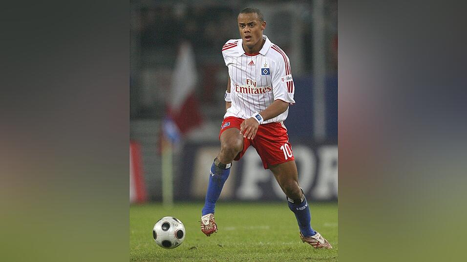 Der heutige Bayern-Trainer Vincent Kompany als Profi im HSV-Trikot in Aktion. (Archivbild)