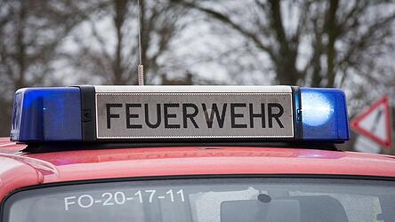 Die Feuerwehren Regenstauf und Diesenbach konnten den Brand rasch unter Kontrolle bringen. (Symbolbild)