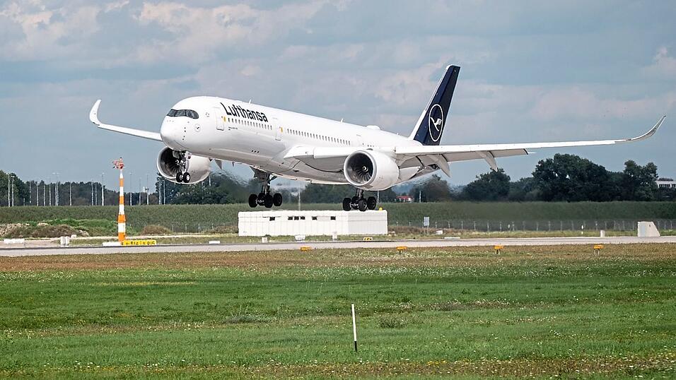 Offenbar hat die CSU ihr Prestigeprojekt von einer Dritten Startbahn am Münchner Flughafen endgültig abgeschrieben. Offenbar hat die CSU ihr Prestigeprojekt von einer Dritten Startbahn am Münchner Flughafen endgültig abgeschrieben.