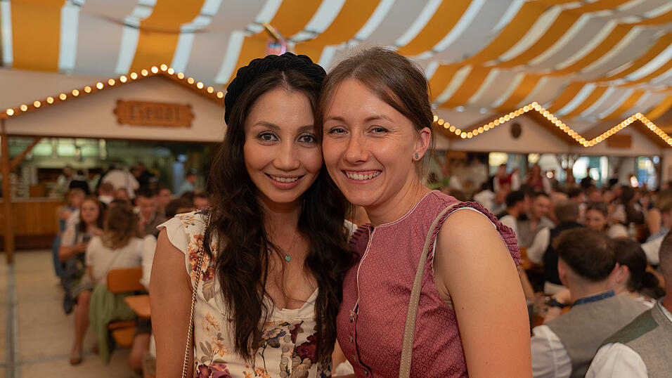 Die Partybilder vom Freitag, 11. August 2023, aus dem Festzelt Nothaft. Die Partybilder vom Freitag, 11. August 2023, aus dem Festzelt Nothaft.