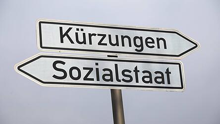 Die Sozialstaatskosten werden schon sehr bald au&szlig;er Kontrolle geraten, Reformen sind unumg&auml;nglich.