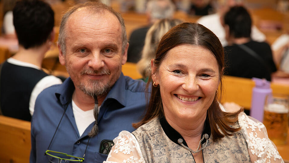 Die Partybilder vom Montag, 18. August, aus dem Festzelt Reisinger. Die Partybilder vom Montag, 18. August, aus dem Festzelt Reisinger.