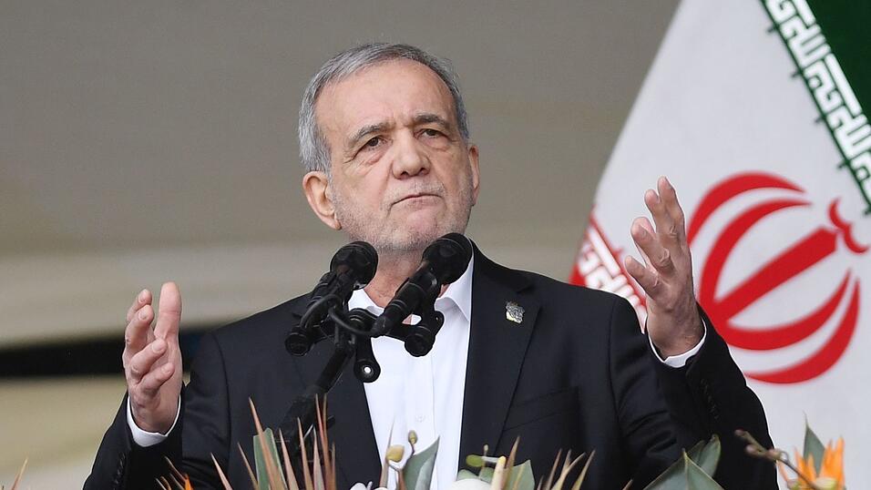 Der iranische Präsident Massud Peseschkian hat Schwierigkeiten in seinem Land eingeräumt. (Archivbild) Der iranische Präsident Massud Peseschkian hat Schwierigkeiten in seinem Land eingeräumt. (Archivbild)