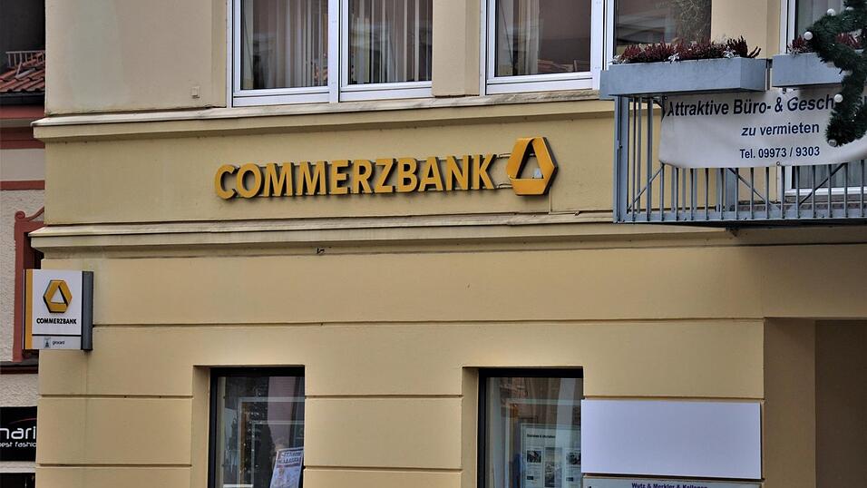 Die Commerzbank-Filiale zieht zum 1. Februar aus. Die Commerzbank-Filiale zieht zum 1. Februar aus.