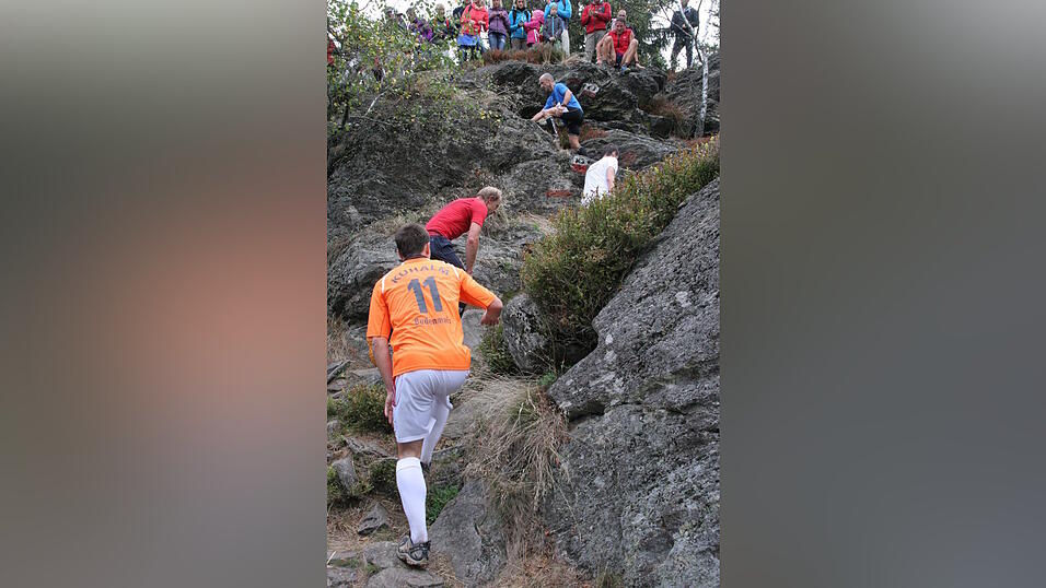 Insgesamt 285 Athleten gingen beim 3. Internationalen Kaitersberglauf an den Start. (Foto: rr)