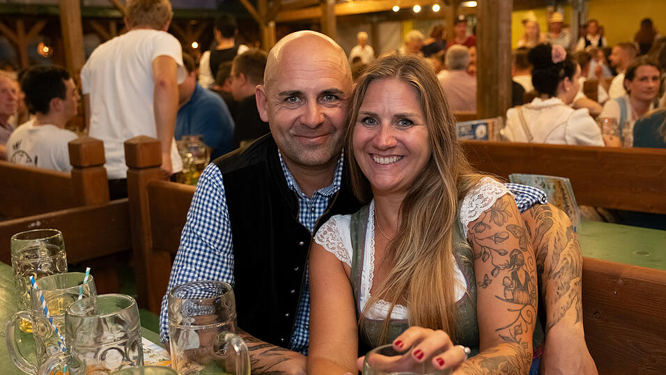 Die Partybilder vom Montag, 14. August 2023, aus dem Festzelt Reisinger. Die Partybilder vom Montag, 14. August 2023, aus dem Festzelt Reisinger.