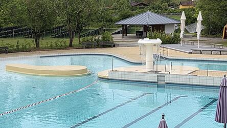 Am Pfingstsamstag öffnet das Kötztinger Freibad. Am Pfingstsamstag öffnet das Kötztinger Freibad.