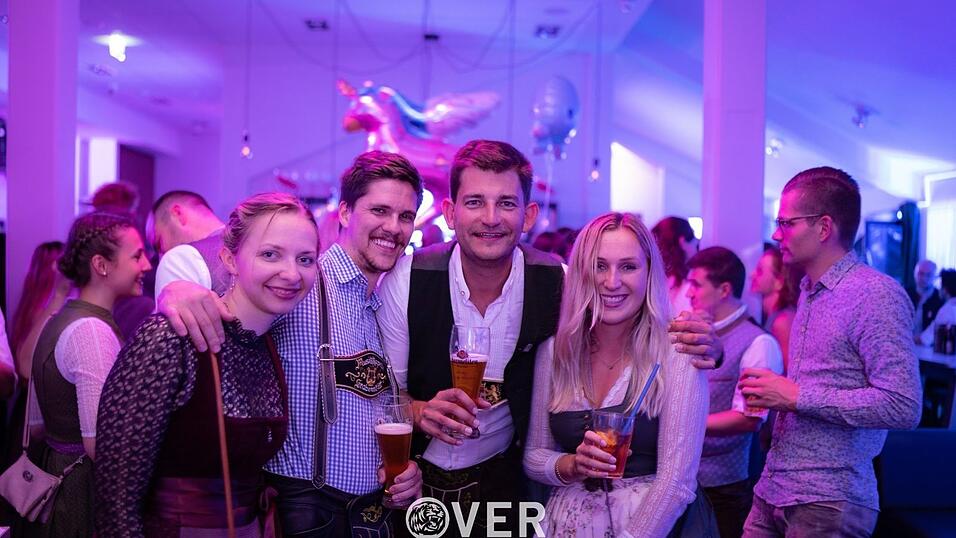 Auch am zweiten Volksfestfreitag schauten viele G&auml;ste im Overtime vorbei.