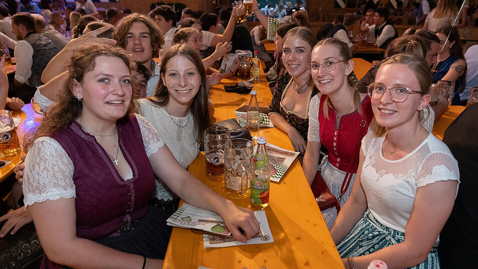 Die Partybilder vom Montag, 14. August 2023, aus dem Festzelt Weckmann.