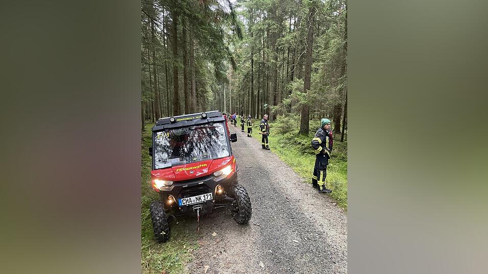 Etwa 180&nbsp;Einsatzkr&auml;fte von Feuerwehr, BRK und Bergwacht halfen bei der Personensuche mit. Der Vermisste wurde letztendlich am Donnerstagmittag gefunden.