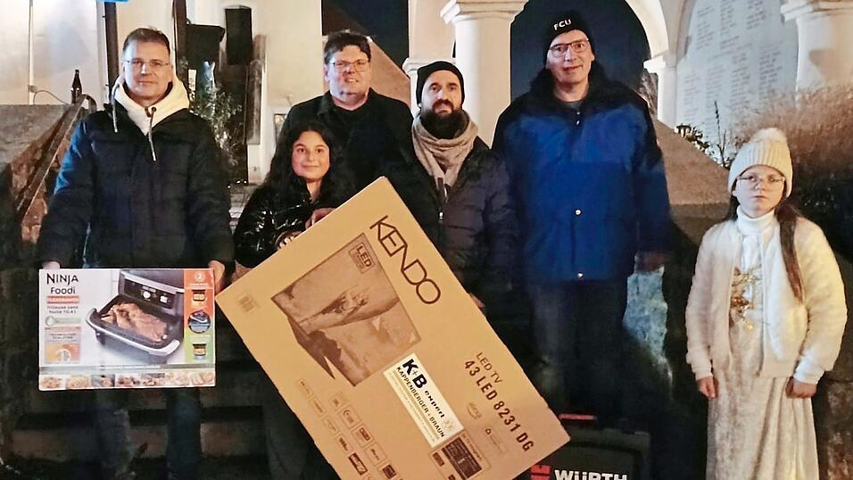 Untertraubenbacher Dorfweihnacht lsst Weihnachtsherzen hher schlagen