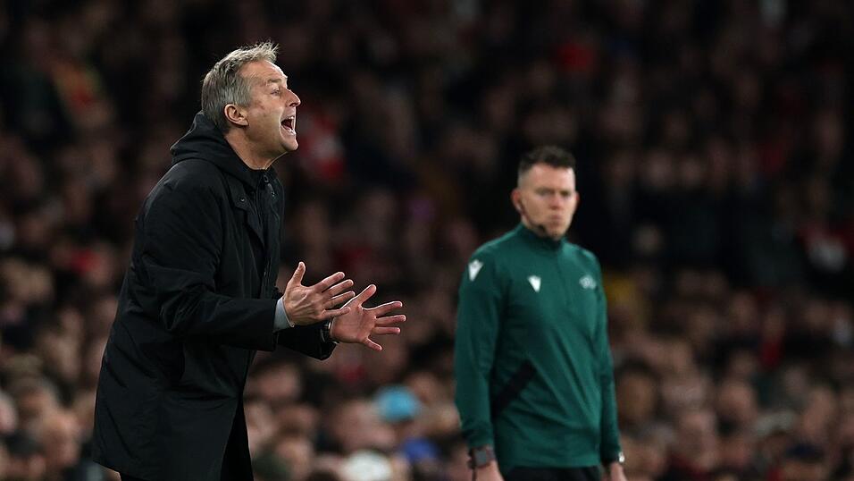 Bayer-Coach Kasper Hjulmand sieht trotz Champions-League-Aus einen Aufw&auml;rtstrend bei seinem Team.