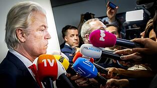 Weil er sich mit Forderungen nach einer harten Asylpolitik nicht durchsetzen kann, kündigt Geert Wilders das Regierungsbündnis auf.