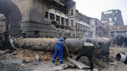 Die EU will die Ukraine beim Wiederaufbau von Infrastruktur unterst&uuml;tzen. (Archivbild)