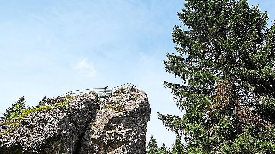 Naturidyll mit brodelndem Untergrund: das Vogtland Naturidyll mit brodelndem Untergrund: das Vogtland