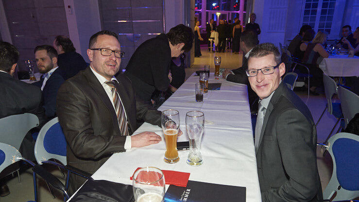 Die Metzgerzunft hat am Samstagabend in die Joseph-von-Fraunhofer-Halle eingeladen. Die Metzgerzunft hat am Samstagabend in die Joseph-von-Fraunhofer-Halle eingeladen.