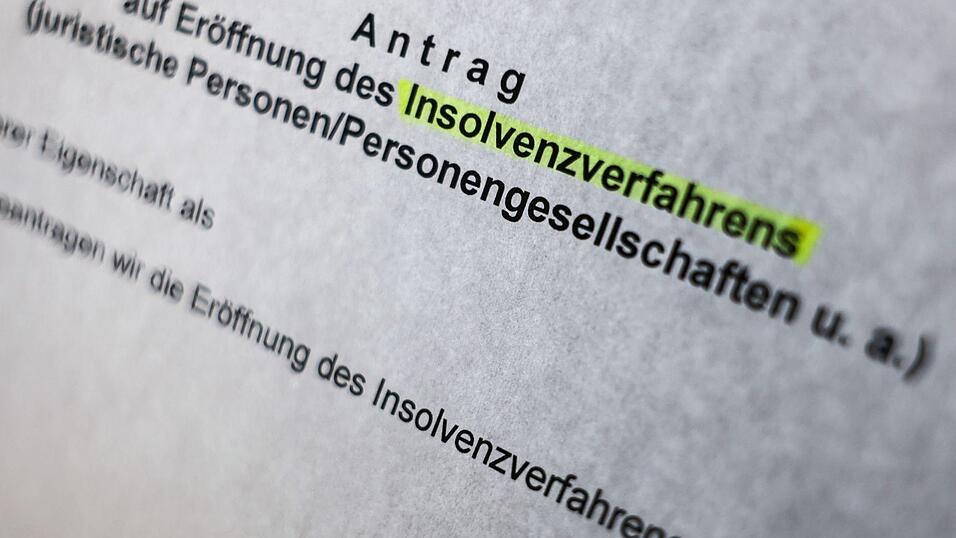 Die Zahl der Insolvenzen geht bundesweit nach oben. In Bayern ist die Quote der Firmenpleiten jedoch nach wie vor vergleichsweise niedrig. (Symbolbild)