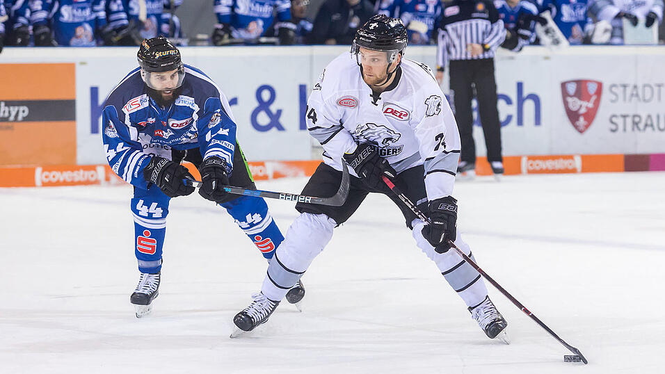 Die Straubing Tigers hatten die Thomas Sabo Ice Tigers N&uuml;rnberg zu Gast.