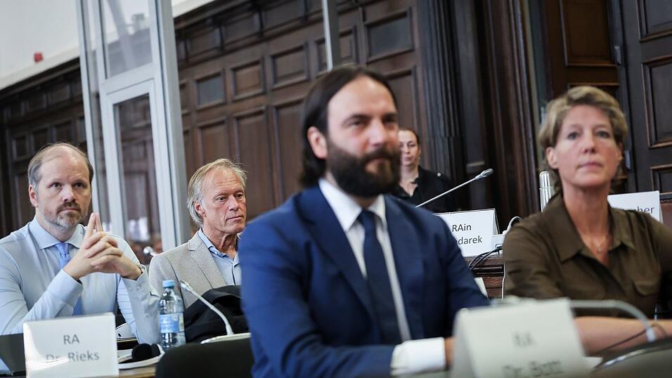 Block und ihr Lebensgefährte Delling stehen seit Juli 2025 vor Gericht. Block und ihr Lebensgefährte Delling stehen seit Juli 2025 vor Gericht.
