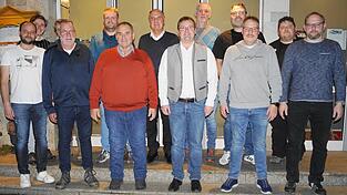 CSU-Bürgermeisterkandidat Stefan Baumgartner gemeinsam mit den Bewerbern der CSU-FWG für die Gemeinderatswahl CSU-Bürgermeisterkandidat Stefan Baumgartner gemeinsam mit den Bewerbern der CSU-FWG für die Gemeinderatswahl