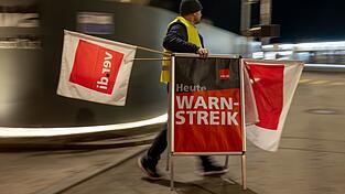 Die Gewerkschaft Verdi will in etlichen St&auml;dten erneut den Nahverkehr weitgehend lahmlegen.