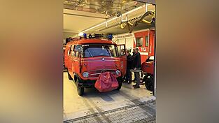 Das erste Feuerwehrauto der Freiwilligen Feuerwehr Wildenberg, Baujahr 1966, wurde von einer Feuerwehr in Franken zur&uuml;ckgekauft.