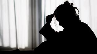 Depressionen ziehen laut AOK Bayern langwierige Krankschreibungen nach sich. (Symbolbild) Depressionen ziehen laut AOK Bayern langwierige Krankschreibungen nach sich. (Symbolbild)