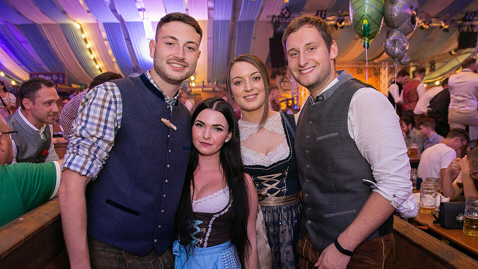 Die Partybilder von Freitag, 19. August 2022, aus dem Festzelt Wenisch.
