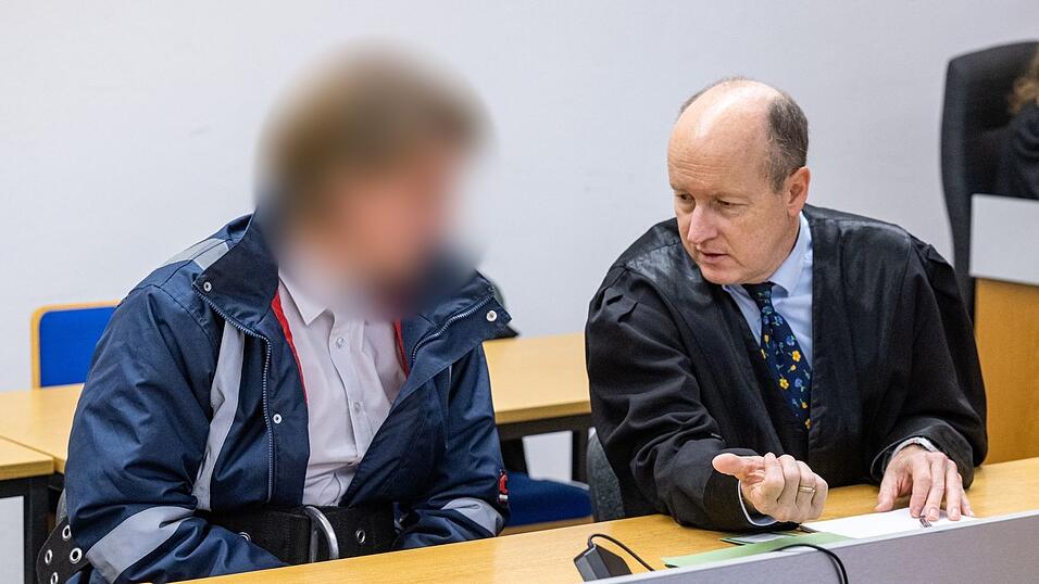 Vor dem Landgericht Landshut geht der Prozess gegen einen Mann zu Ende, der laut Anklage eine Pizzabotin zu erstechen versucht hat. (Archivbild)