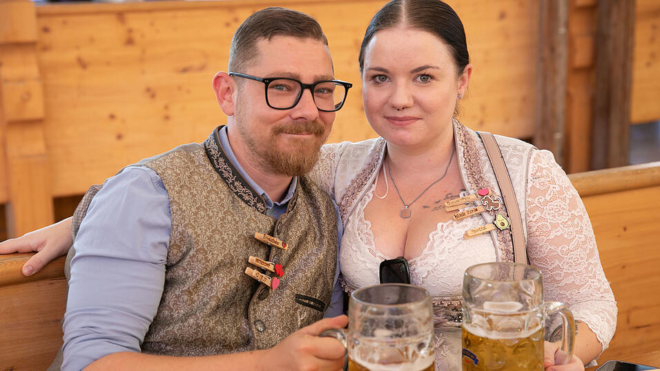 Die Partybilder vom Sonntag, 10. August, aus dem Festzelt Reisinger. Die Partybilder vom Sonntag, 10. August, aus dem Festzelt Reisinger.